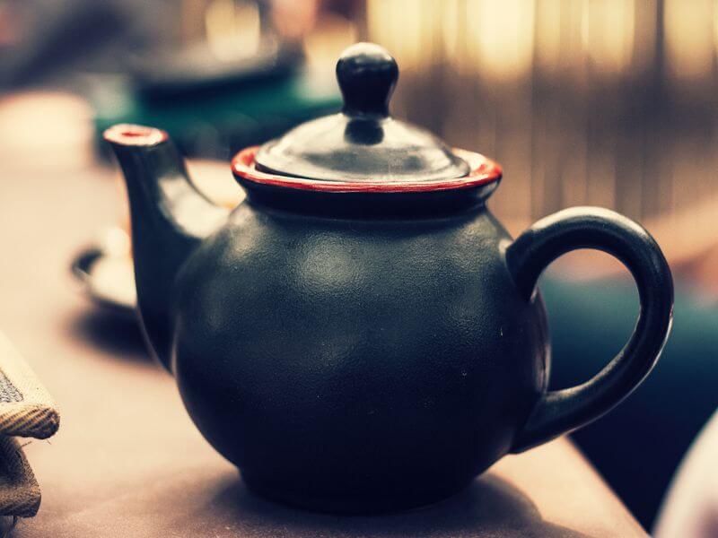 black-ceramic-teapot