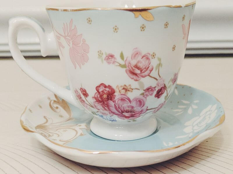 handpainted-tea-cup